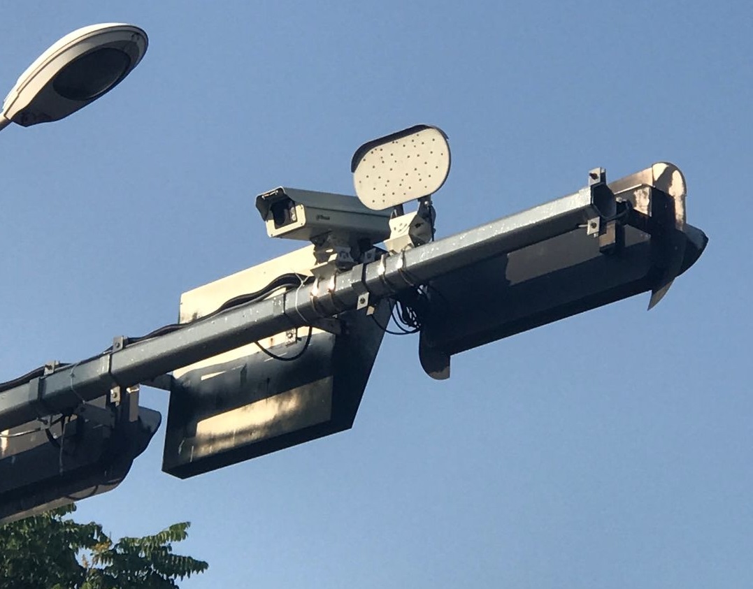 清聽聲學(xué)鳴笛抓拍